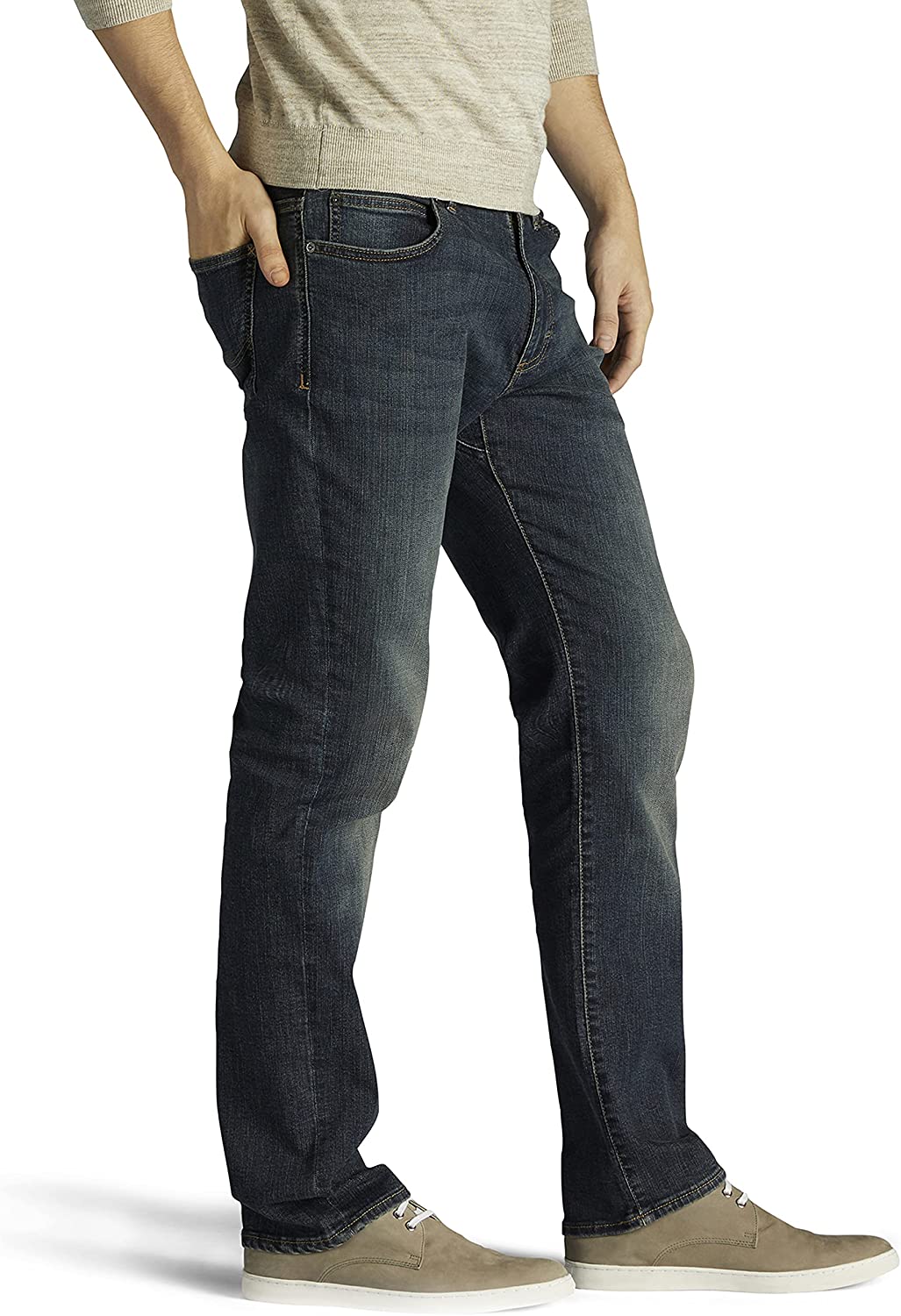10 Best Jeans for Men with Big Thigh That Will Make You Look Smart