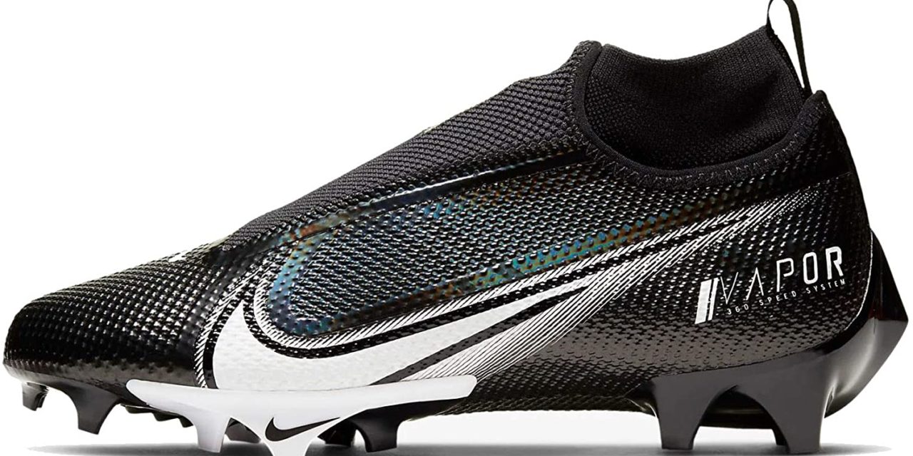 10 Best Football Boots For Defensive Midfielders To Feel Superb in 2023