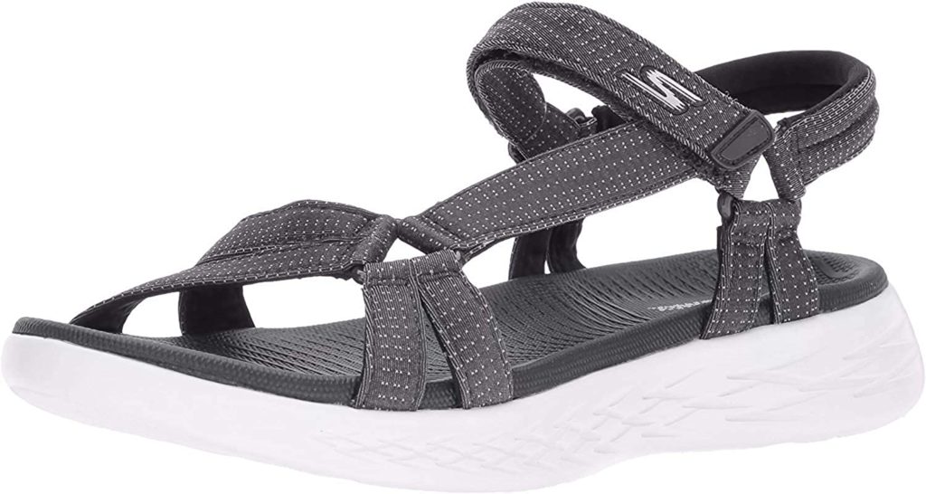 10 Best Sandals During Pregnancy To Enjoy Relaxed Mind